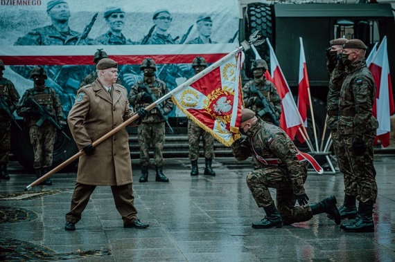 garwolin - Sztandar wojskowy dla 6 Mazowieckiej Brygady Obrony Terytorialnej