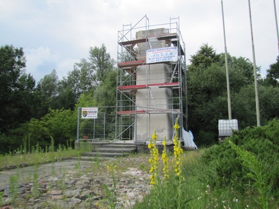 garwolin - Trwa renowacja Pomnika Sapera w gminie Wilga